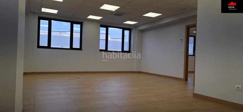 Foto c9c0ce0d-ea1d-4705-aff4-452602e92e36. Location bureau avec parking dans Lamiako-Txopoeta Leioa