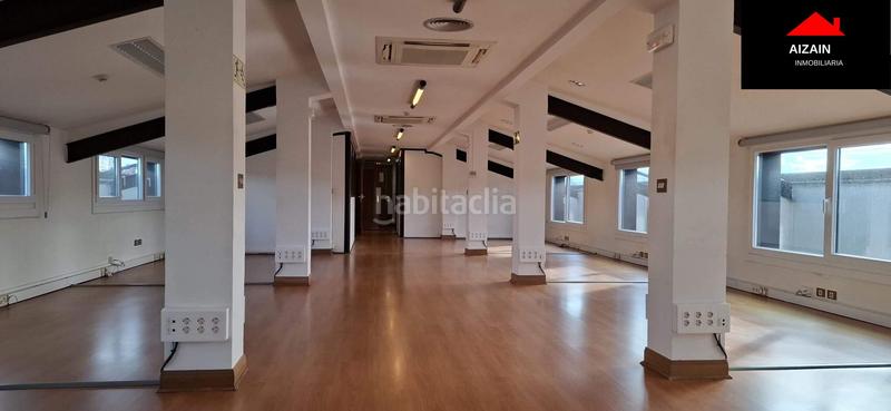 Foto ab65a050-d8c9-4903-b440-3ead302aac39. Lloguer oficina amb aparcament a Lamiako-Txopoeta Leioa