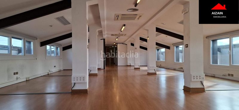 Foto 71c1b78a-8071-4cee-ae9c-226b3401aa42. Location bureau avec parking dans Lamiako-Txopoeta Leioa