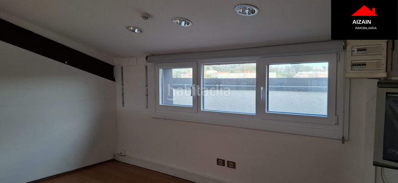 Foto c2d44d0a-a44b-47b1-bbe7-f8a81baee739. Location bureau avec parking dans Lamiako-Txopoeta Leioa
