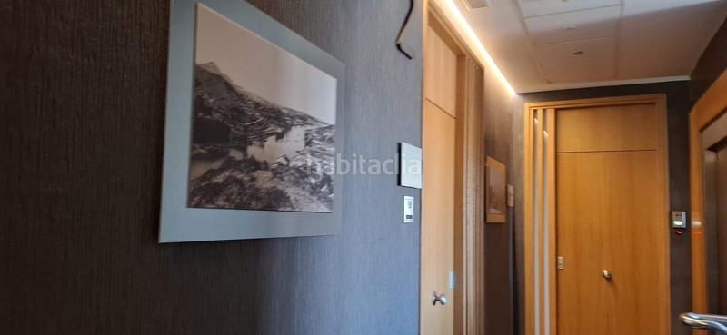 Foto cb3b0791-5c68-4c97-81d3-ee4d8c1c38d6. Affitto ufficio in Lamiako-Txopoeta Leioa