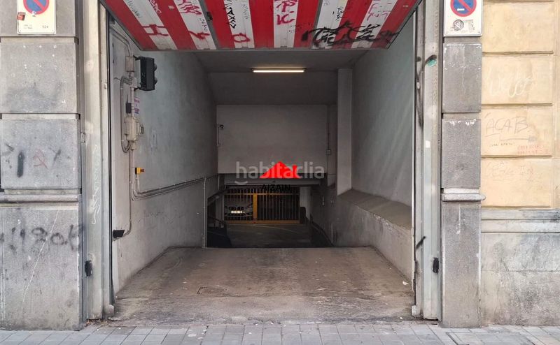 Foto 530c6ba9-873a-4f7d-8303-2b3251d6d164. Aparcament cotxe a Plaza Circular Bilbao