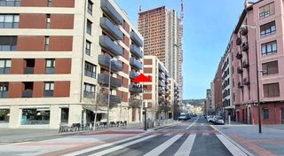 Miete Geschäftsraum  Calle luis briñas. Amplio local con diferentes posibilidades