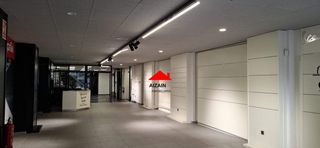 Rent Business premise  Calle luis briñas. Amplio local con diferentes posibilidades
