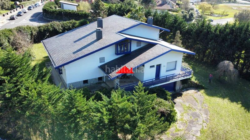 Foto 30687aca-f43e-4fbb-9f36-08f5b8e652d8. Xalet amb aparcament a Plentzia