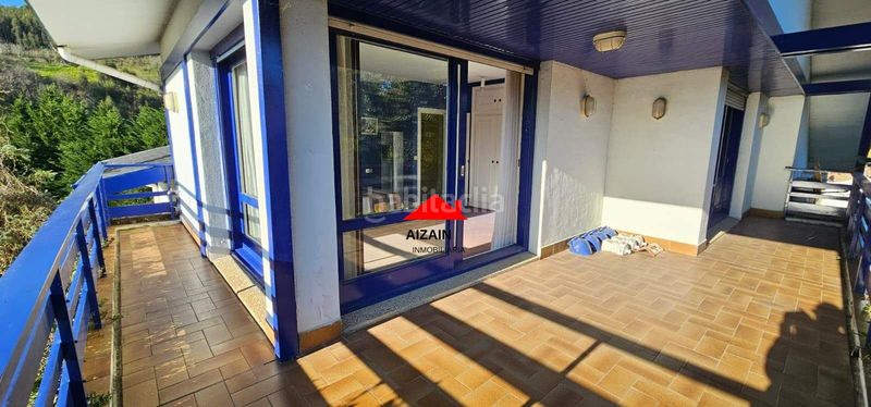 Foto f267375e-8a67-44b0-923f-6220e16a5365. Xalet amb aparcament a Plentzia