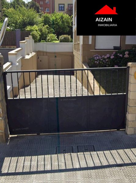 Foto a3440142-4f12-4591-a64e-f260e5a8b5c4. Aparcament cotxe a Usategui Getxo