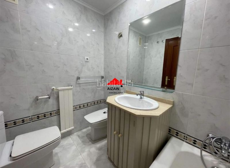 Foto 1d7f49ac-3594-49f0-911f-1575542b3206. Flat with heating parking in Artatza-Pinueta-Pinosolo Leioa
