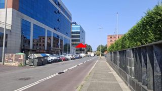 Oficina  Paseo de landabarri. Oficina en leioa para entrar en alquiler y venta con parcela de