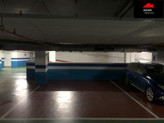 Autoparkplatz  Paseo uribitarte. Parcela de garaje doble en isozaki.