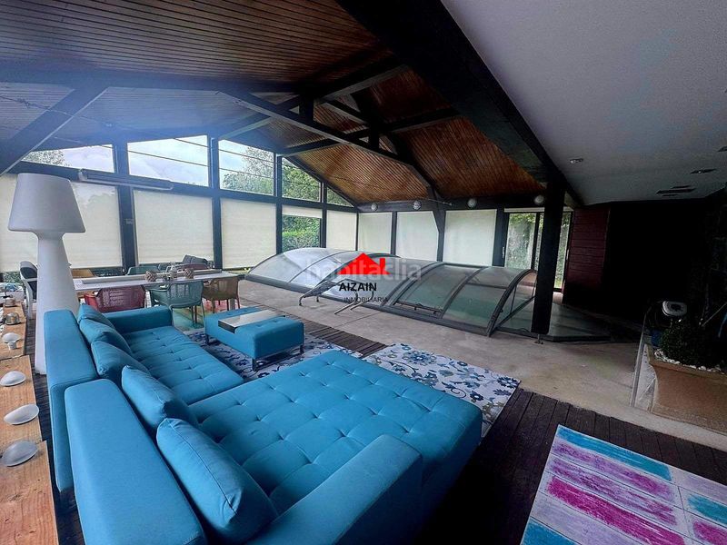 Foto 10db3b3a-2254-466f-b4bc-13d9ae749815. Casa amb aparcament piscina a Mungia