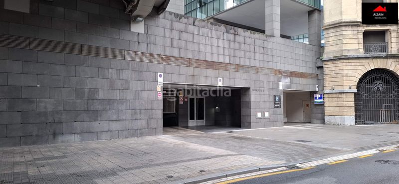 Foto 5cd7bd6a-3628-4fed-80bc-a53b50efbb3d. Aparcament cotxe a Albia Bilbao