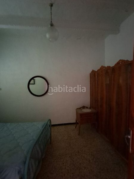 Foto 1573661a-e03f-42ab-80ab-60a92c3de7f5. Casa amb xemeneia a Alcolea