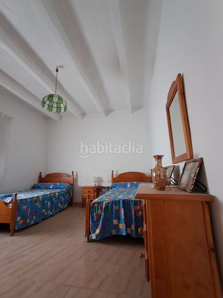 Foto 18af9ec2-9a09-44f0-931c-9d1a7d809b43. Casa amb xemeneia a Alcolea
