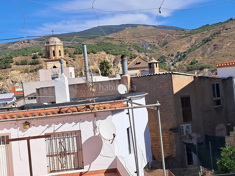 Foto 5b37b3ed-f0ef-4077-bf74-44636200c0d8. Casa amb xemeneia a Alcolea