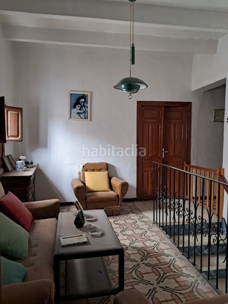 Foto 761bad7b-464e-4183-aa09-55e3f3772ac2. Casa amb xemeneia a Alcolea