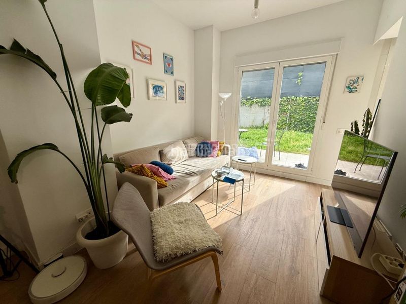 Foto 12c2914d-de61-4c44-9721-652f58bb63ac. Pis a PAU de Carabanchel Madrid