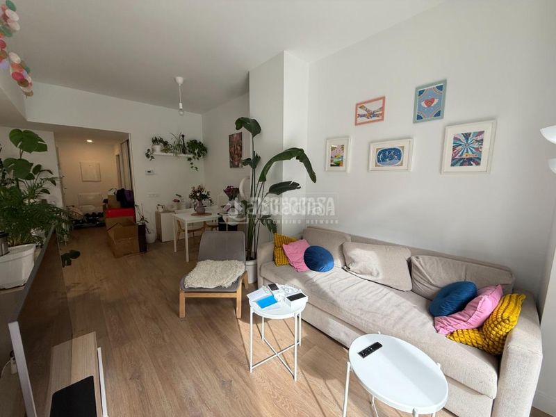 Foto 6e3bc0f9-4ab9-4ee2-89f0-fafaf0335a6c. Pis a PAU de Carabanchel Madrid