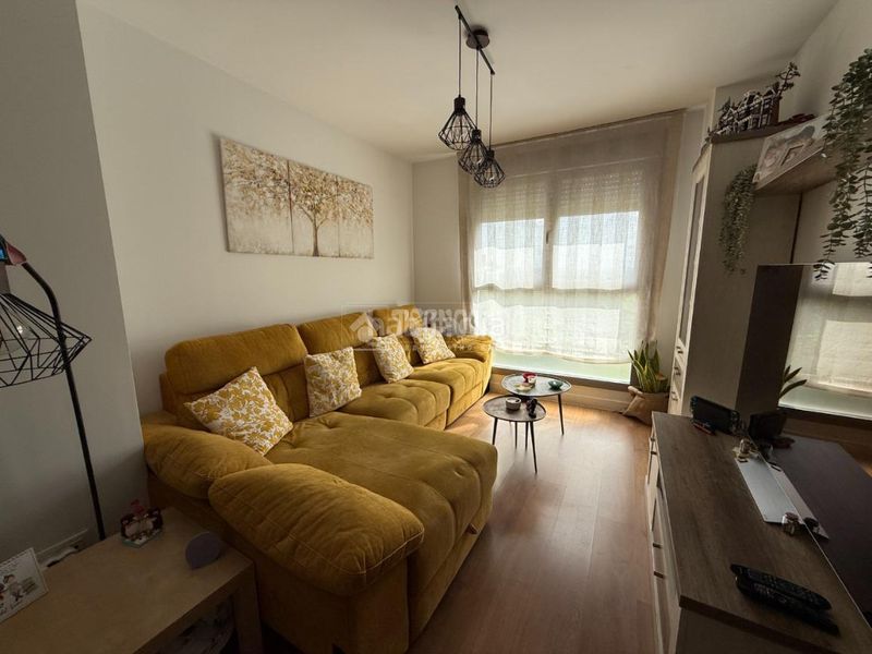 Foto 6692b4bd-4874-443e-9766-d7982bbe75a5. Pis a PAU de Carabanchel Madrid