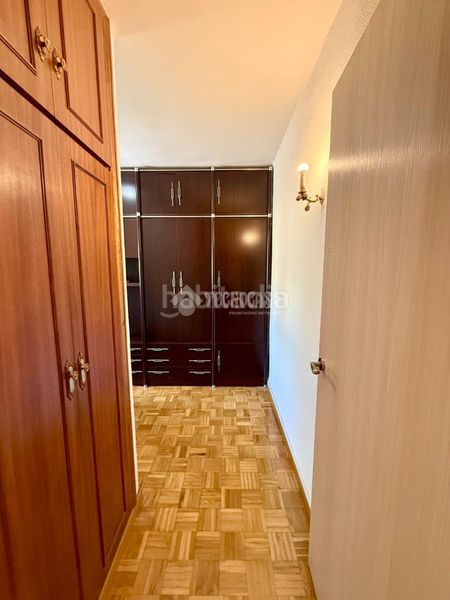 Foto cba01697-51d3-4901-a993-4b48a5f98b6d. Pis a Puerta Bonita Madrid