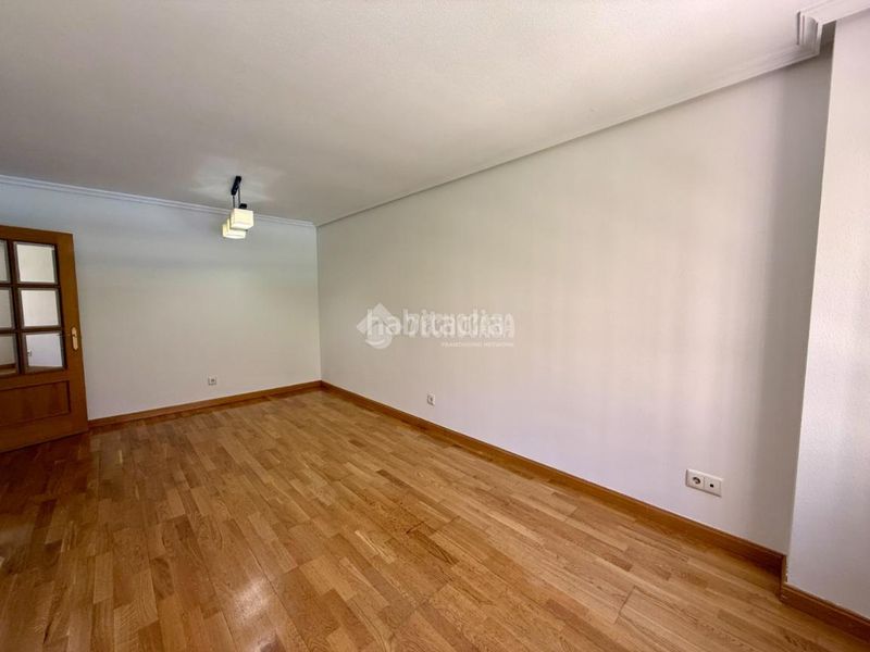 Foto 4041ec52-d530-4a7b-ae65-8ed17c402ff1. Pis a Abrantes Madrid