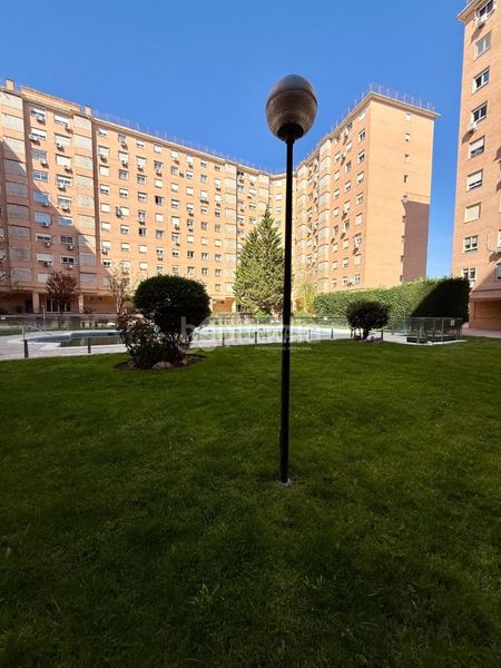 Foto c140d069-b3cb-4c4f-9ca6-bfede4290557. Pis a Abrantes Madrid