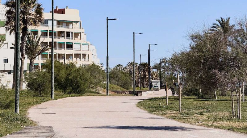 Foto 95585c11-4fbc-4db8-8826-41bebf491b39. Pis amb aparcament piscina a Salobreña costa Salobreña