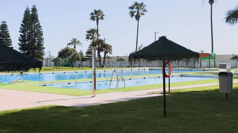 Foto 962a45cd-2196-4a7a-88d3-24b71c0a182f. Pis amb aparcament piscina a Salobreña costa Salobreña