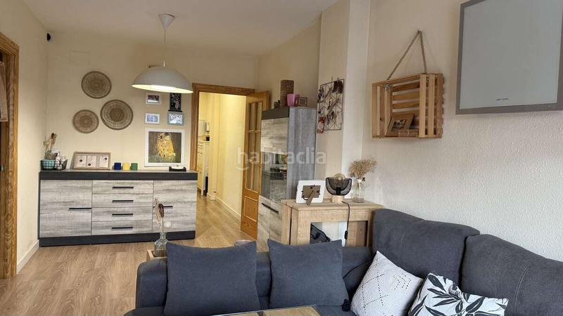 Foto 83b01f0b-2e2d-418a-9c2e-bd12264f3efc. Lloguer pis amb aparcament piscina a Residencial Triana - Barrio Alto Gabias (Las)