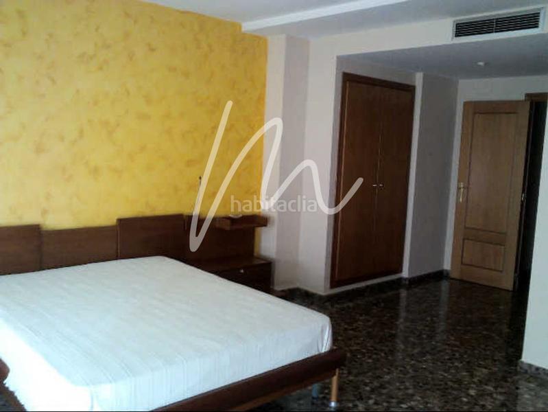 Foto 7442a097-312f-41e8-a341-c3e42cd558d9. Lloguer dúplex a passeig de la petxina 66 a Nou Moles Valencia