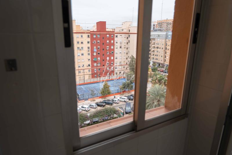 Foto 6810ca85-3126-48ee-9094-3aaea8801c36. Affitto appartamento in Ciutat Jardí Valencia