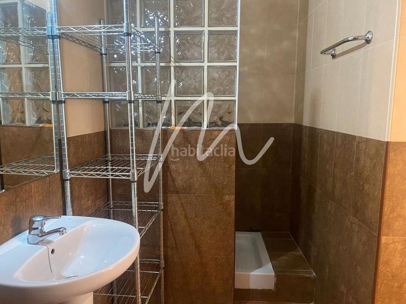 Foto 0deba130-327f-4aa1-8db6-0199537719f9. Rent flat in carrer de murillo 10 in El Pilar Valencia