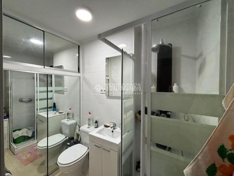 Foto 409f545a-0eca-42fc-bd87-d7ffe695c745. Piso  en venta en Los Castros Santander