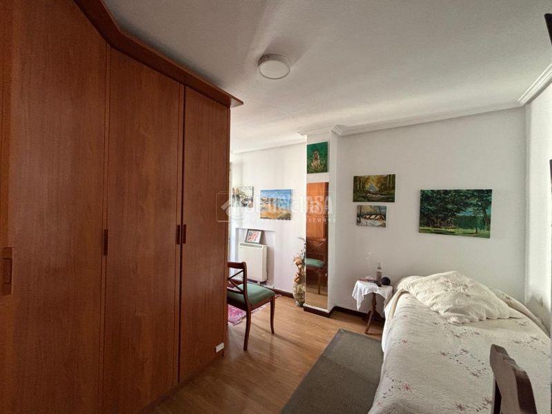 Foto 4fd90746-8303-4fc5-b821-c5570cb529f7. Piso  en venta en Los Castros Santander