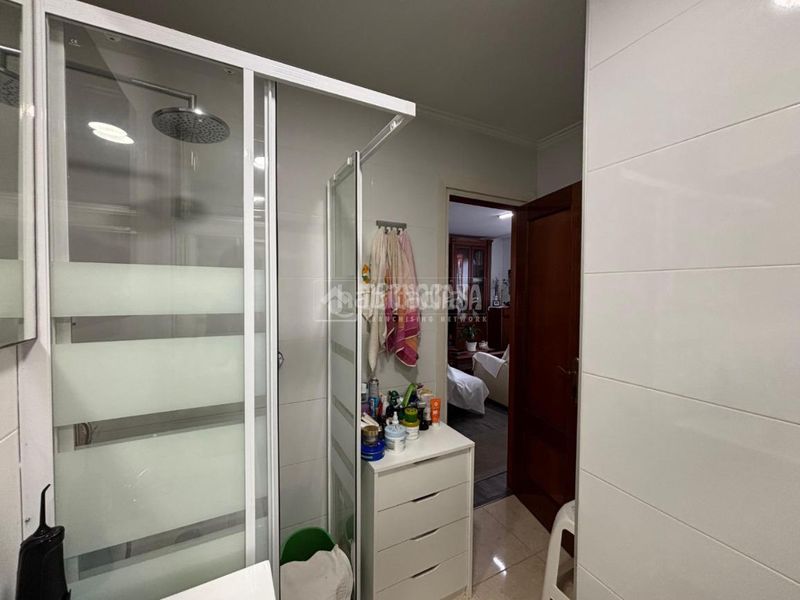 Foto 97183b78-f31d-4476-a9fb-f5884d7b19e9. Piso  en venta en Los Castros Santander