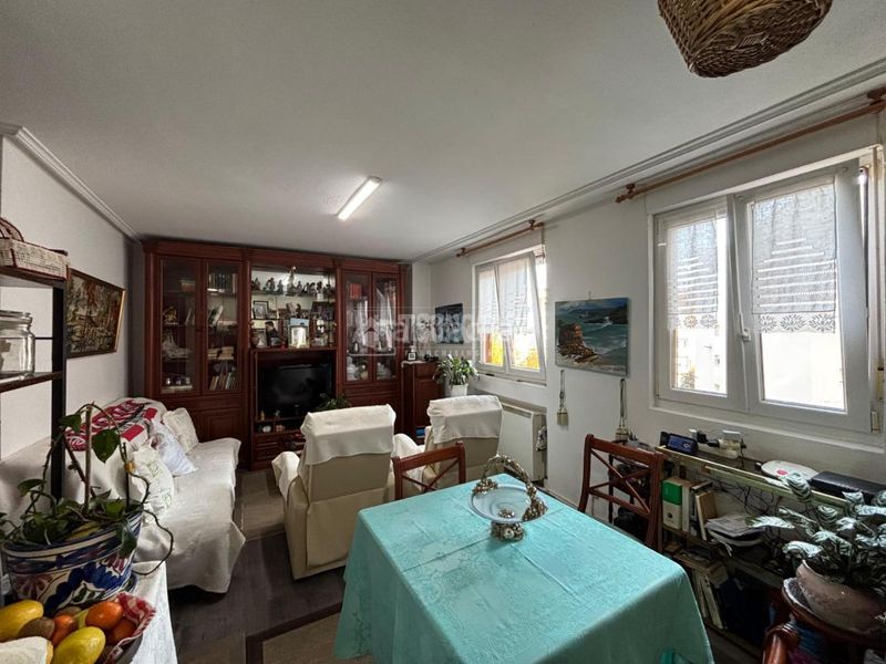 Foto f875aa58-7cb1-4a7e-a54a-4ef418f2055c. Piso  en venta en Los Castros Santander