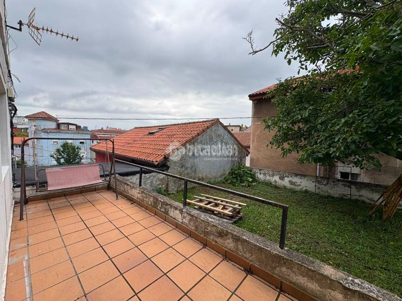 Foto ca2c5b90-3625-41dc-be8c-26846376c3f9. Casa a Puerto Chico Santander