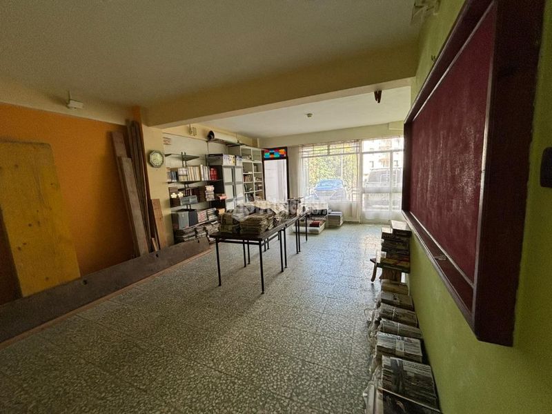 Foto 2bca2cce-81a7-43fe-895d-744e0bd612e0. Business premise in Los Castros Santander