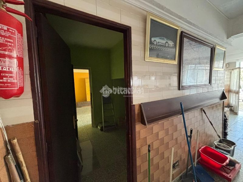 Foto a9694900-168d-4a5c-bddb-419a4648c581. Business premise in Los Castros Santander