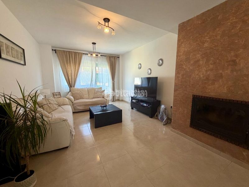 Foto 00966b4a-7b9f-4c74-8913-7841dbf9078b. Casa pareada casa en venta en Villanueva de la Torre
