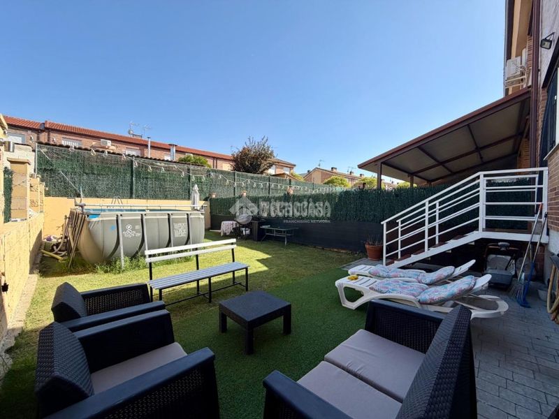 Foto 6dc79d87-d4b7-461c-a572-9e5f77d9b389. Casa pareada casa en venta en Villanueva de la Torre