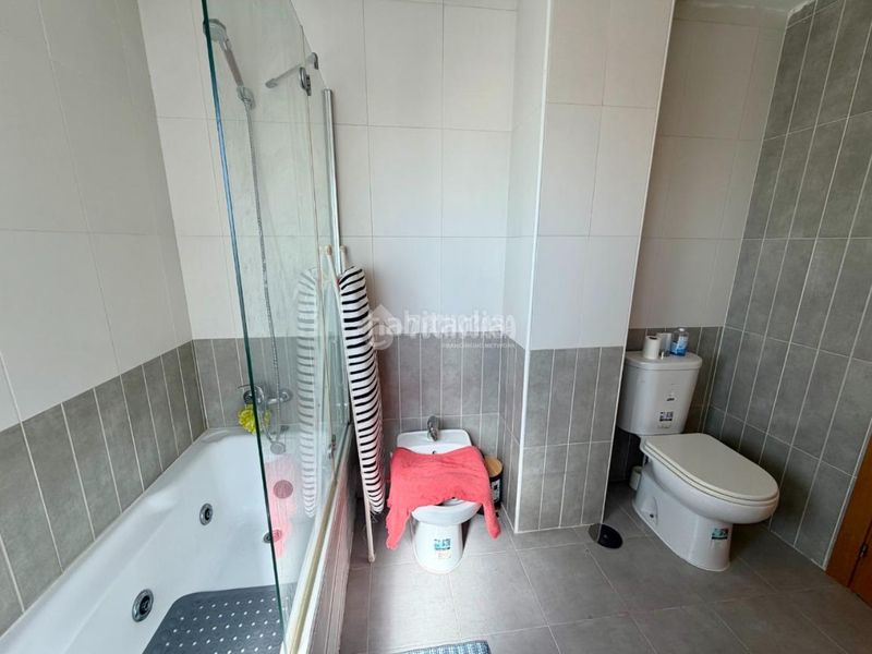 Foto 7b73009d-1860-4d82-92c1-0df694b63fb0. Casa pareada casa en venta en Villanueva de la Torre