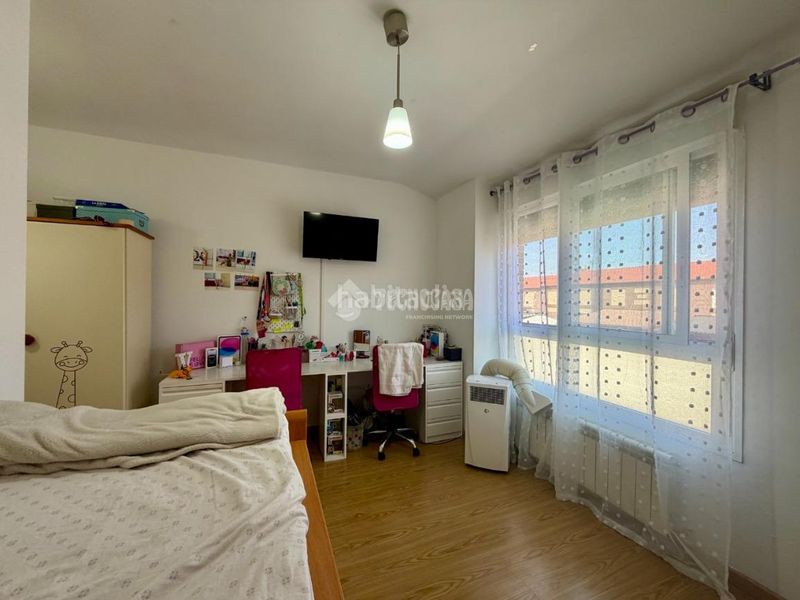 Foto cb114974-1966-4568-9015-f05acfe98162. Casa pareada casa en venta en Villanueva de la Torre