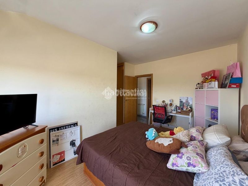 Foto f7cbe0c5-bfe3-4239-bbb4-4f7d1667482e. Casa pareada casa en venta en Villanueva de la Torre