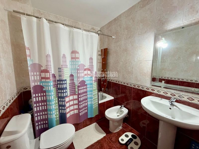 Foto 66e8925f-f49c-4afa-a430-3d8488531951. Casa pareada casa en venta en Villanueva de la Torre