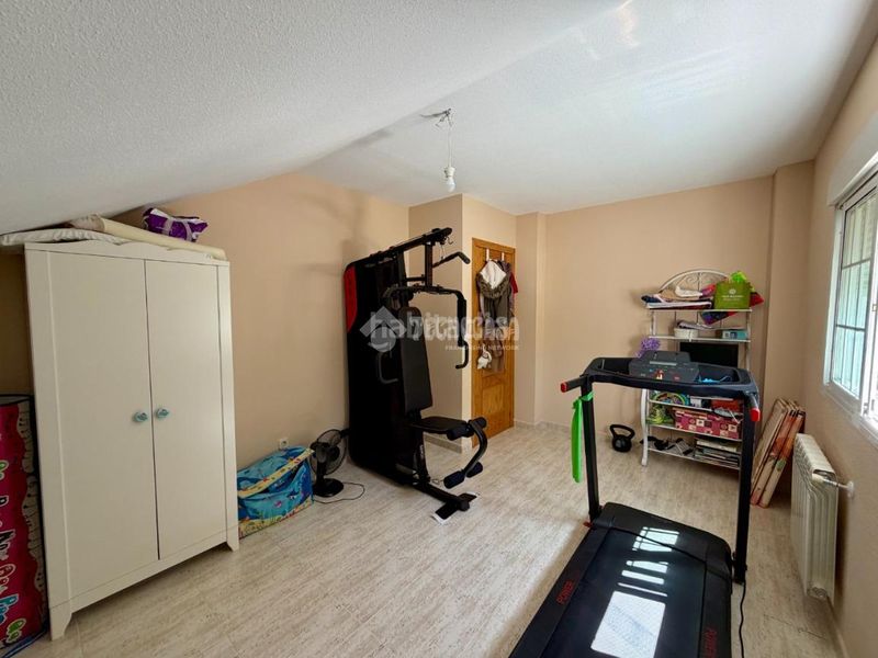 Foto b077e35e-291e-495b-b08b-23cda2fd2e98. Casa pareada casa en venta en Villanueva de la Torre