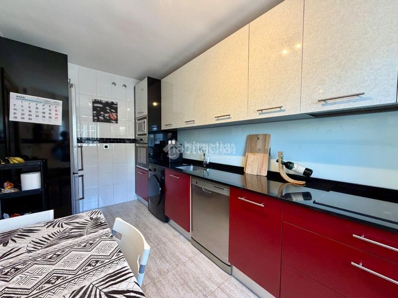 Foto b824aa5f-040e-4991-b9cc-43642d43a332. Casa pareada casa en venta en Villanueva de la Torre