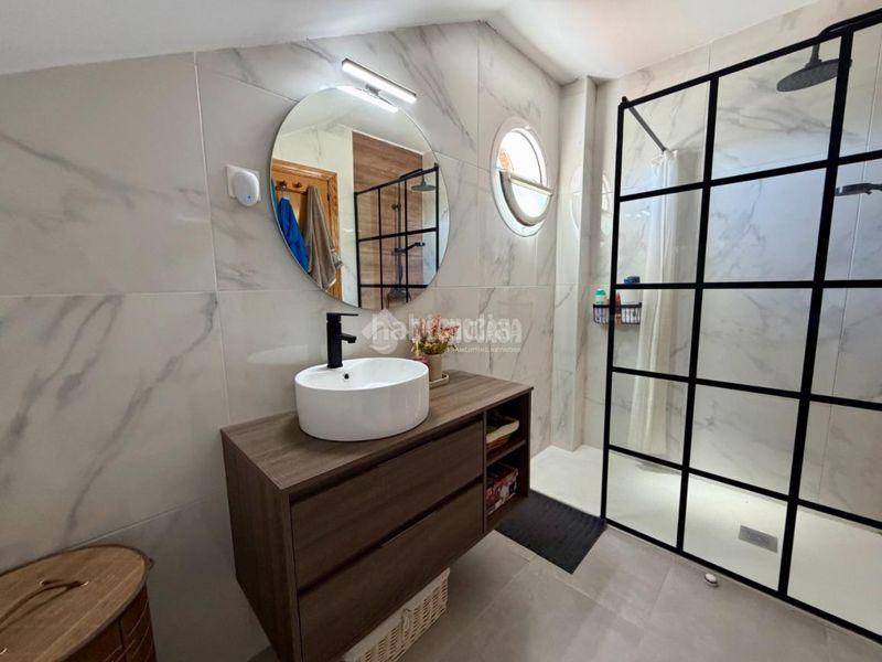 Foto d31ea0ef-de12-4890-8bcb-859eec2c8bd8. Casa pareada casa en venta en Villanueva de la Torre