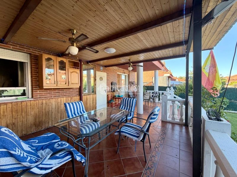 Foto 1d719301-ea5b-4f0c-97f3-0ba1aad70084. Casa pareada casa en venta en Villanueva de la Torre