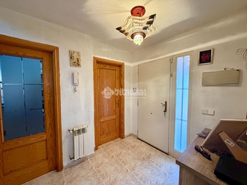 Foto 4cd9999d-1ae1-4e58-8288-cc6a7325d63a. Casa pareada casa en venta en Villanueva de la Torre